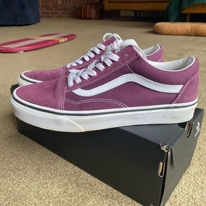 Maroon vans size 9